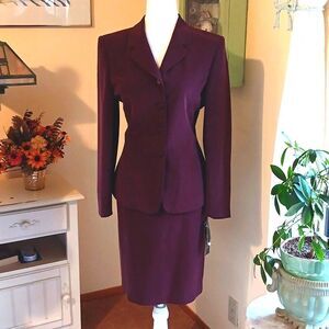 NWT Vintage  Kaspar Silk Suit. Career Professional,  Normcore